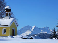 Kapelle “Maria Rast” mit Alpspitze